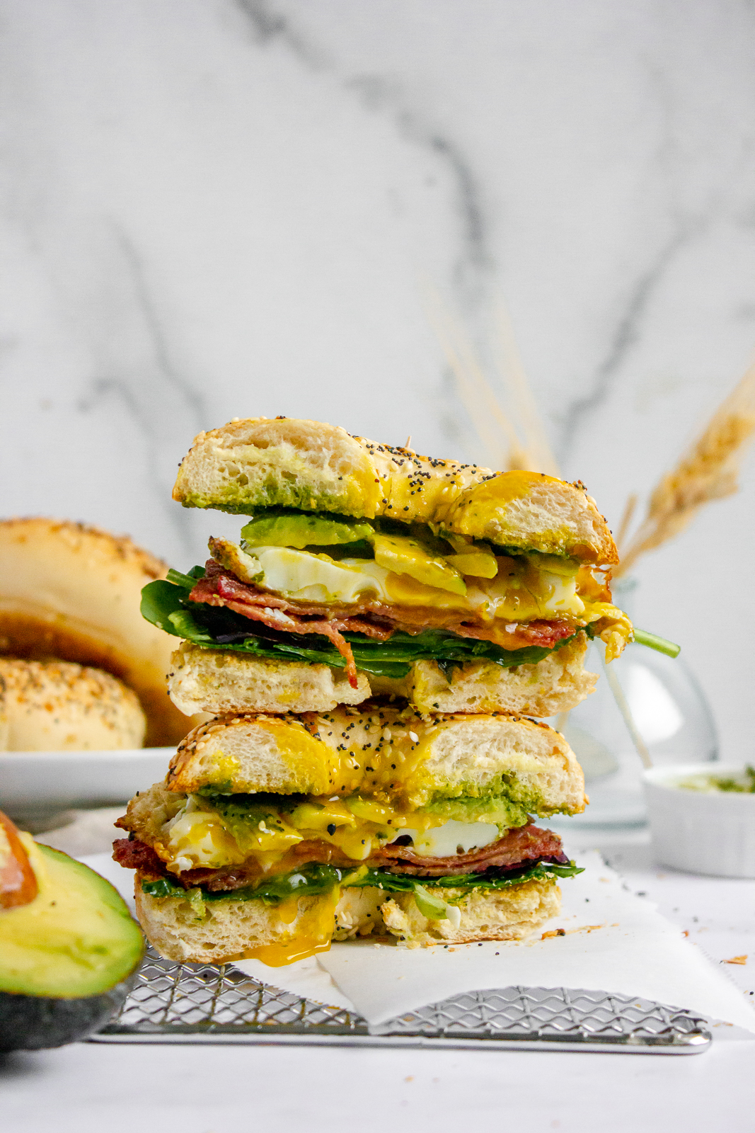 Pesto & Egg Bagel Sandwich - Eats by Keeks